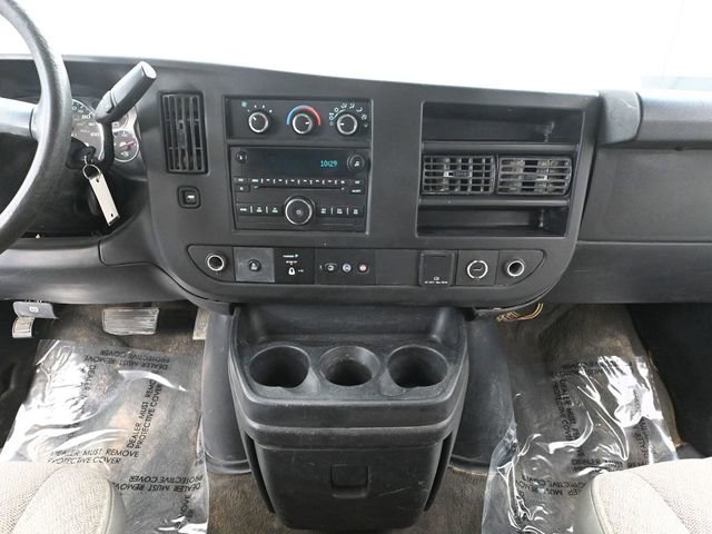 Used 2017 Chevrolet Express 3500 LT w/ LT Preferred Equipment Group RWD image 30