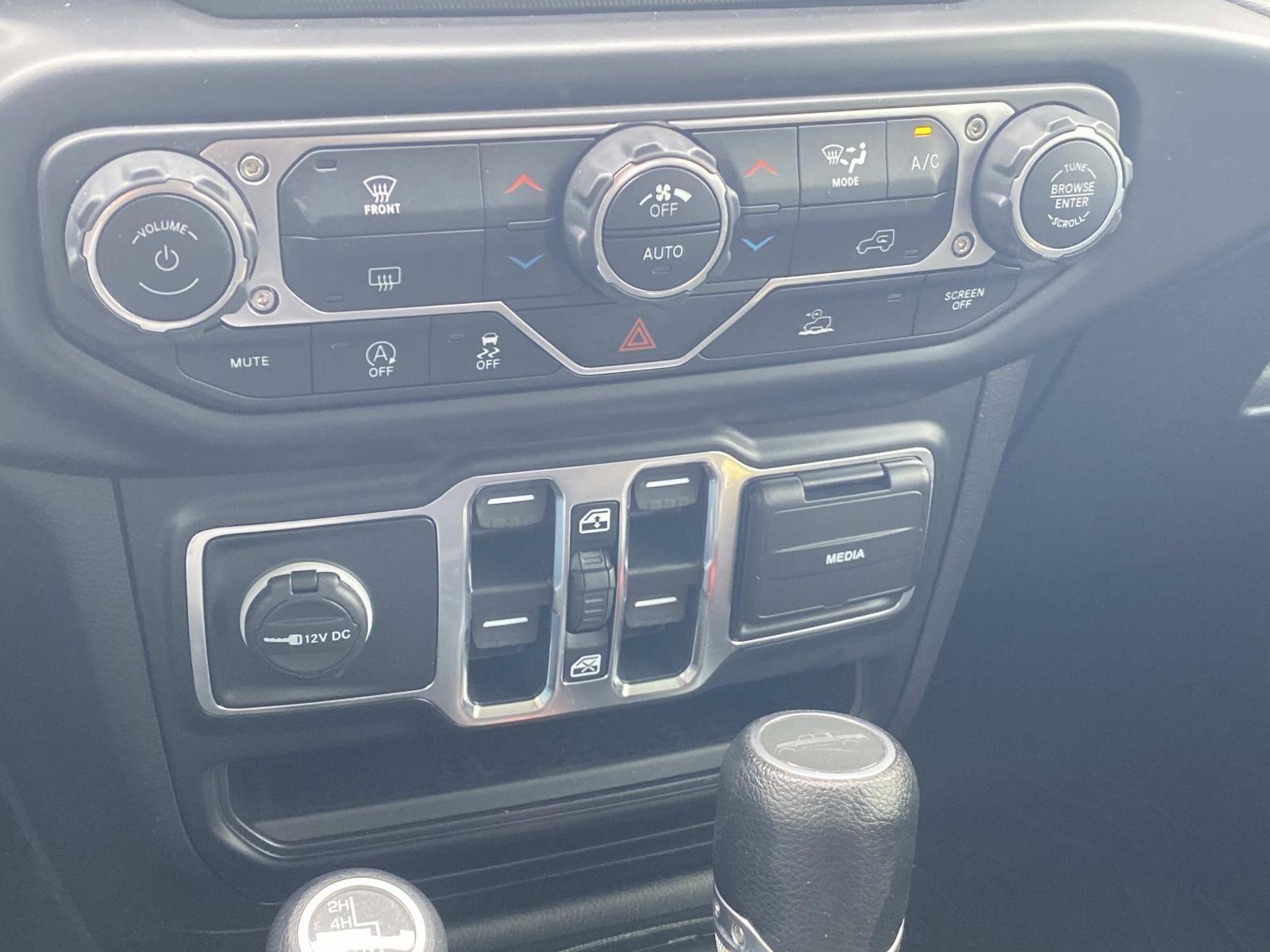 Certified 2022 Jeep Gladiator Overland image 27