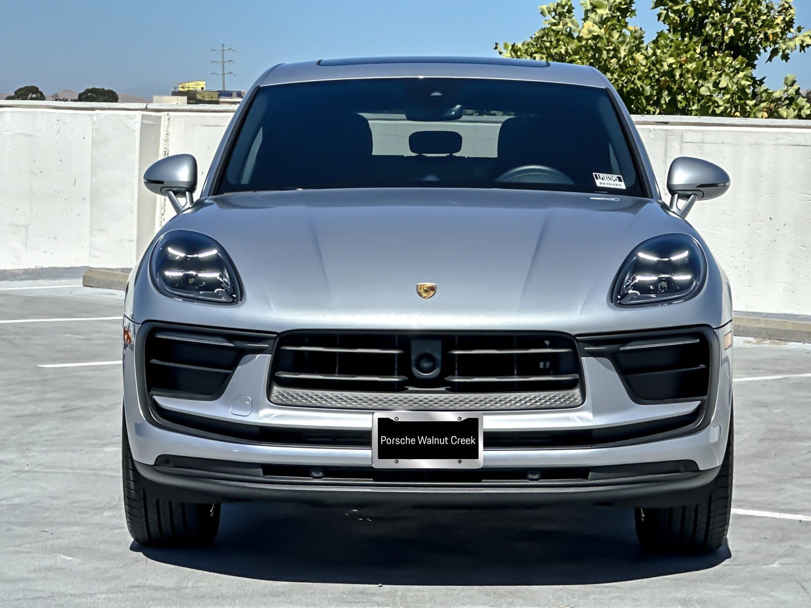 Certified 2026 Porsche Macan AWD/4WD image 12