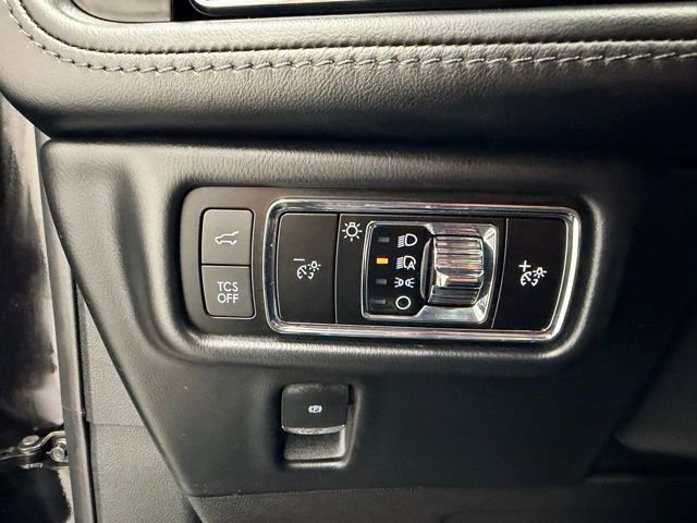 Used 2023 Lincoln Nautilus Reserve w/ Equipment Group 201A image 20