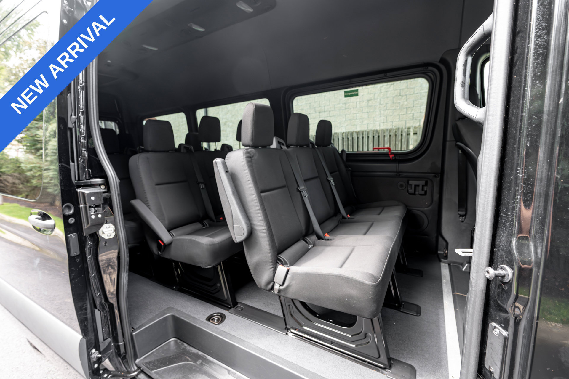 Used 2025 Mercedes-Benz Sprinter 2500 image 11
