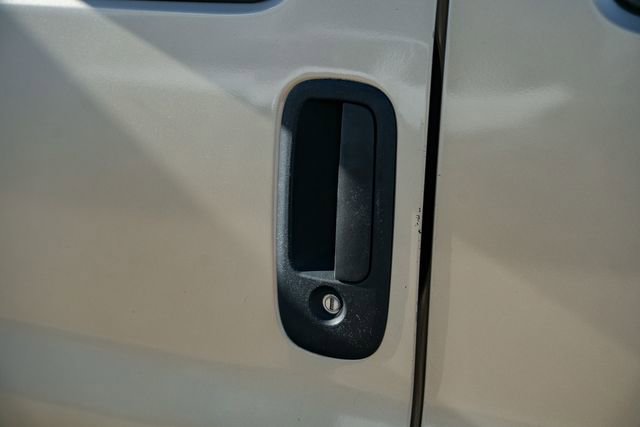 Used 2013 Chevrolet Express 3500 LS RWD image 12