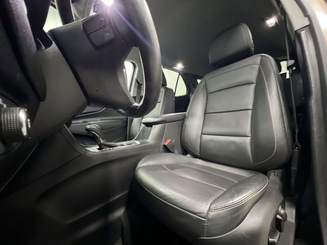 Used 2018 Chevrolet Equinox Premier image 18