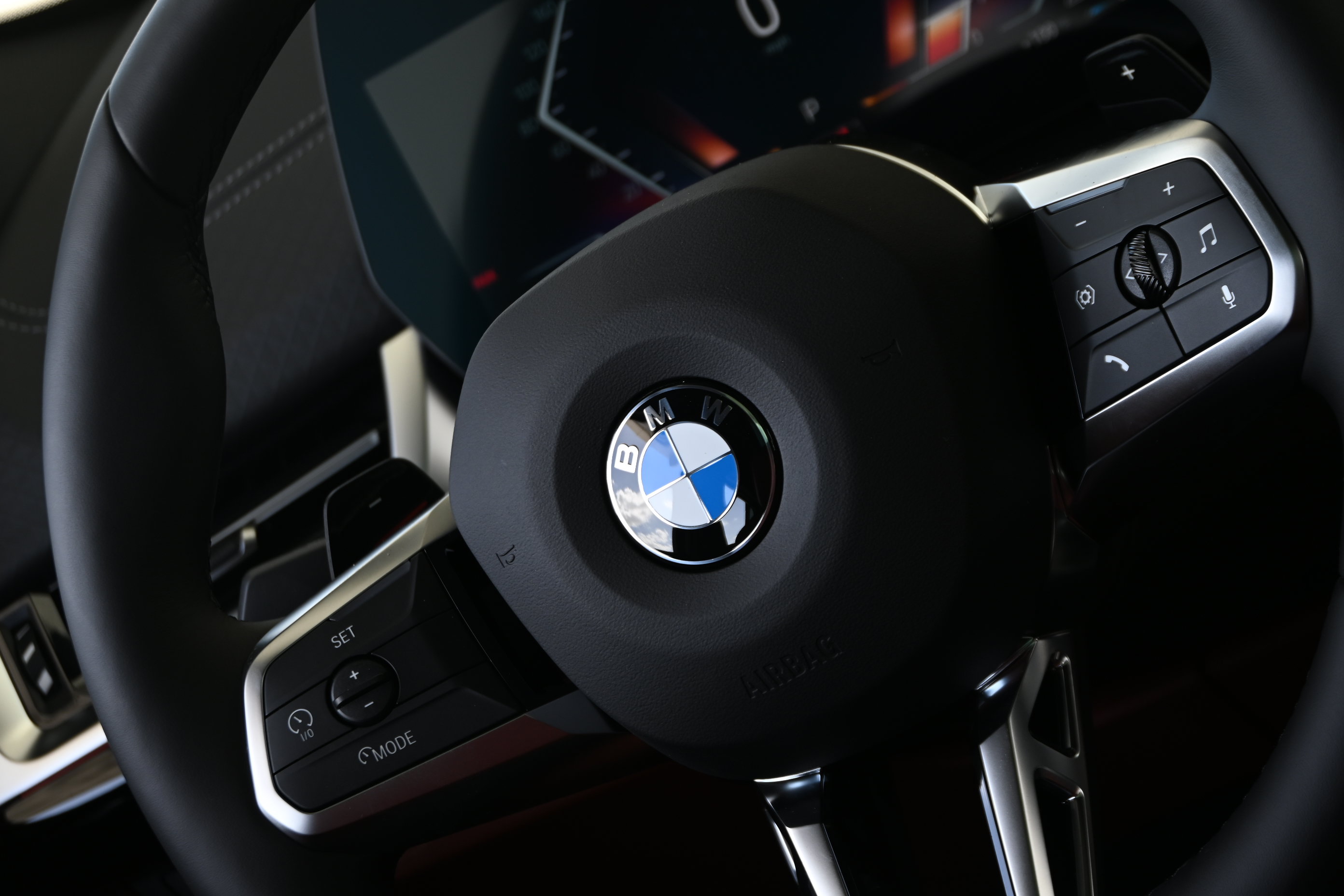 New 2027 BMW X2 xDrive28i AWD/4WD image 21
