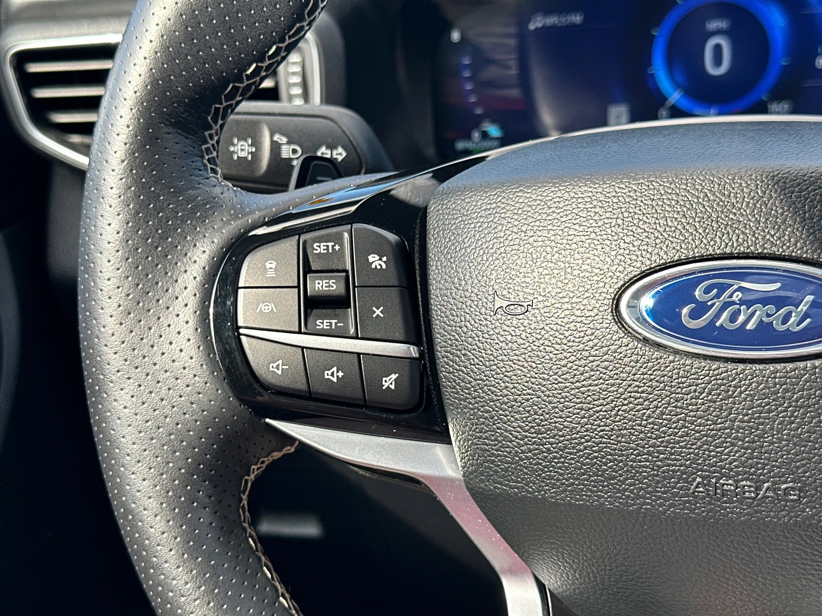 Used 2023 Ford Explorer ST w/ Equipment Group 401A image 26