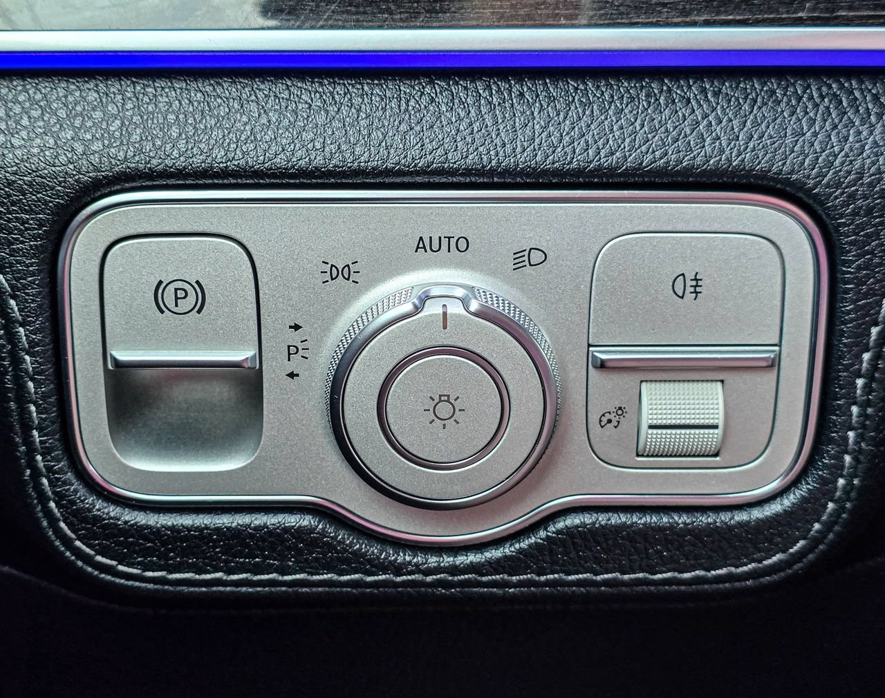 Used 2020 Mercedes-Benz GLE 450 4MATIC image 31