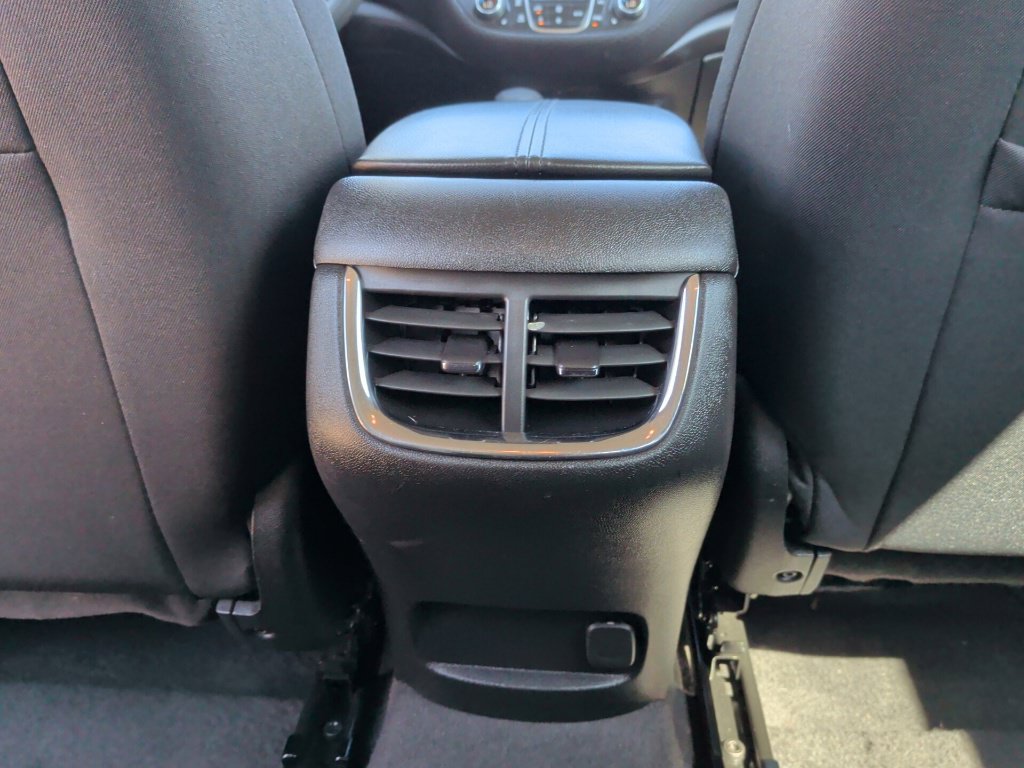 Used 2025 Chevrolet Malibu LT FWD image 36