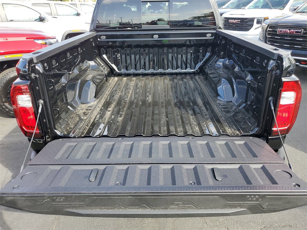 New 2026 GMC Canyon Elevation w/ Convenience Package image 6