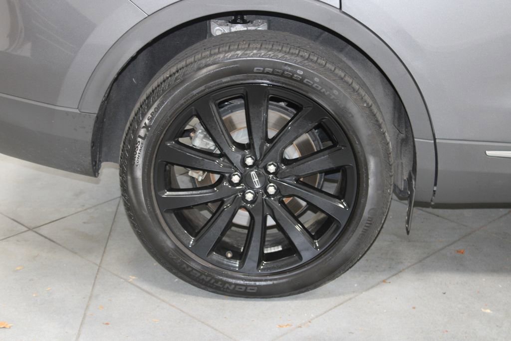 Used 2022 Lincoln Nautilus Reserve w/ Monochromatic Package image 13