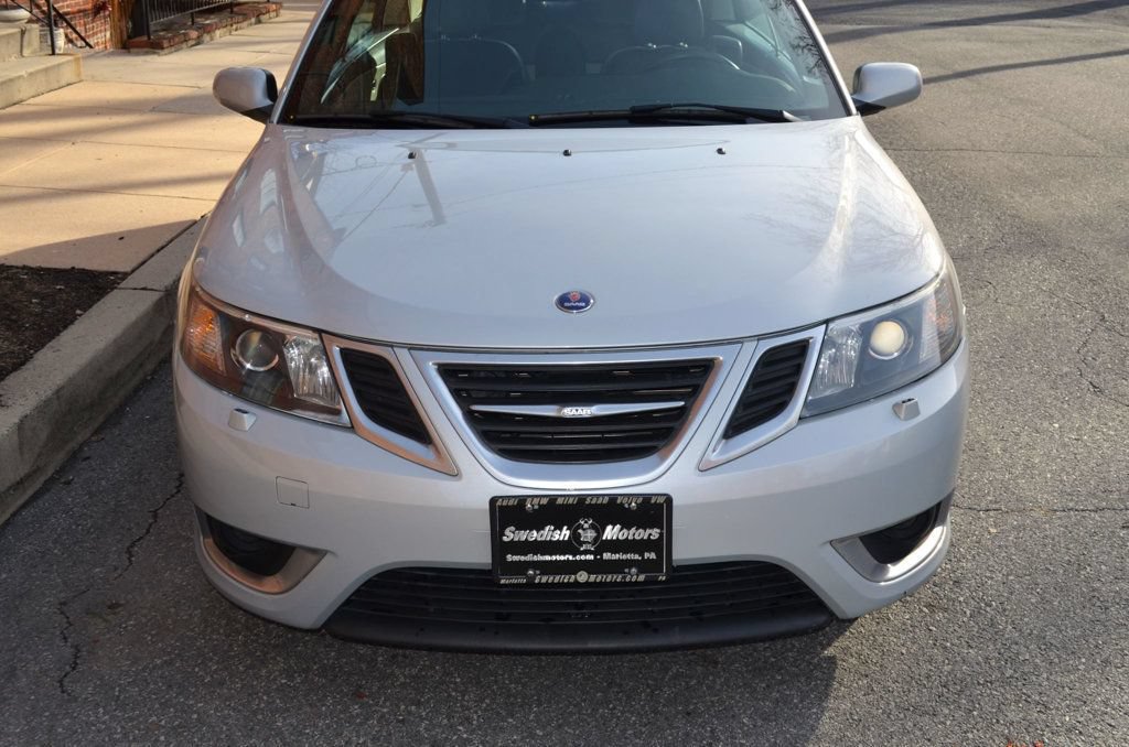 Used 2008 Saab 9-3 Aero w/ Touring Package FWD image 3