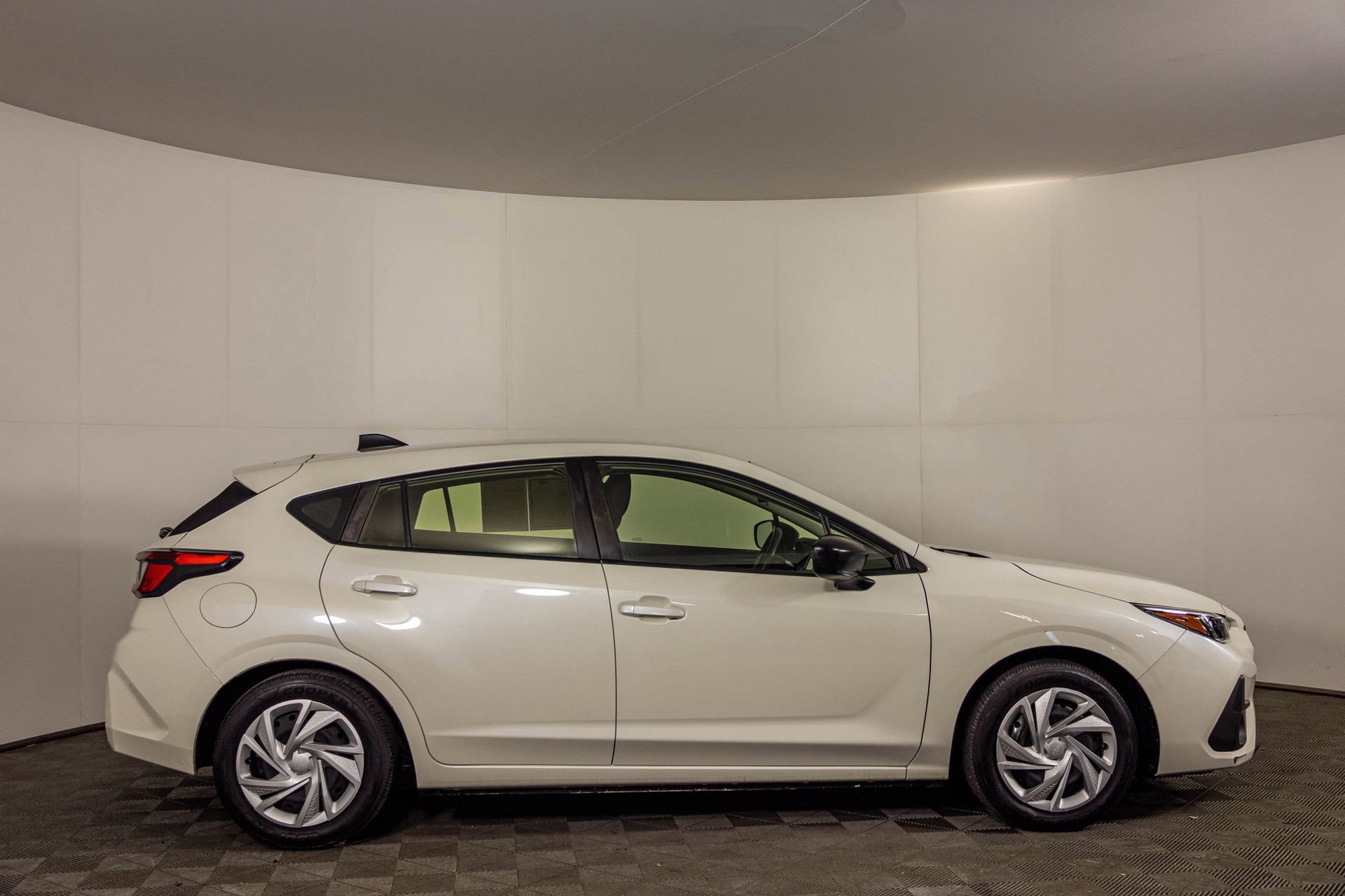 Used 2024 Subaru Impreza 2.0i AWD/4WD image 11