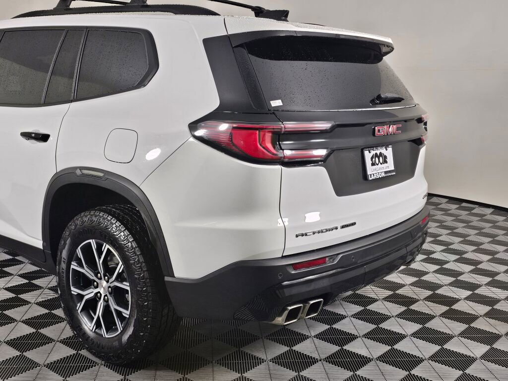 Used 2025 GMC Acadia AT4 image 13