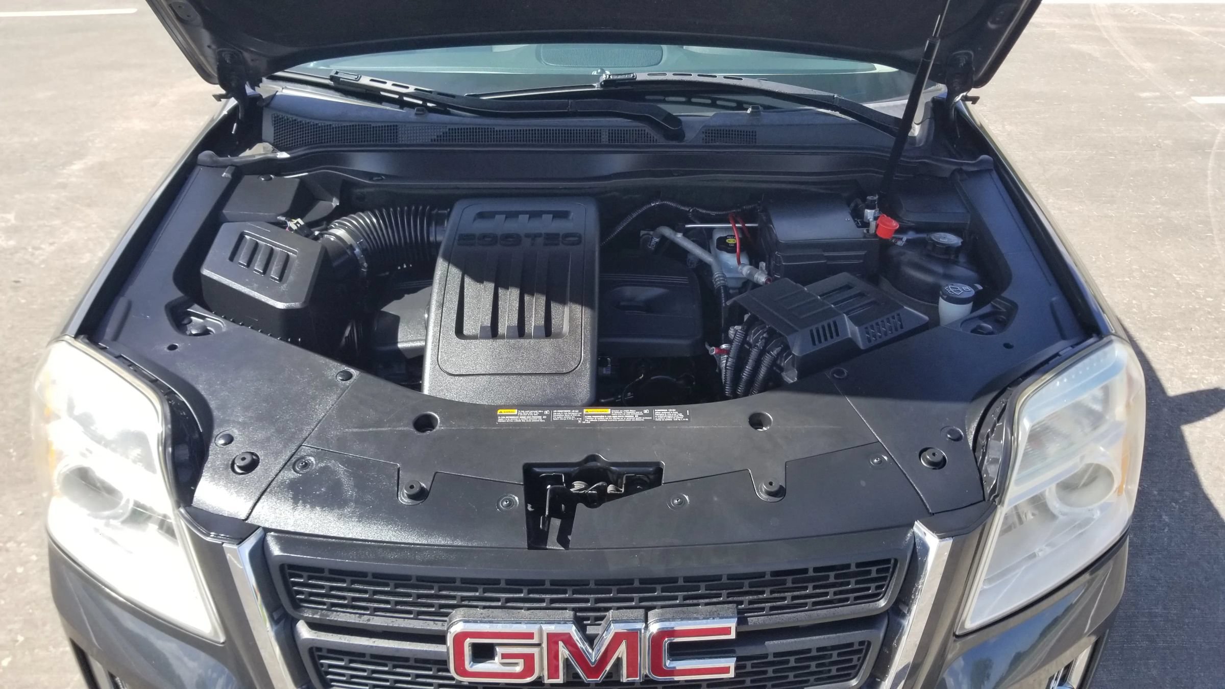Used 2011 GMC Terrain SLT FWD image 18