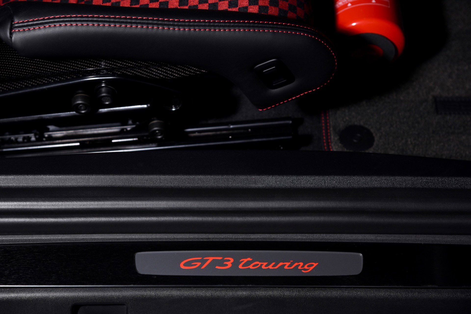 Used 2018 Porsche 911 GT3 image 8