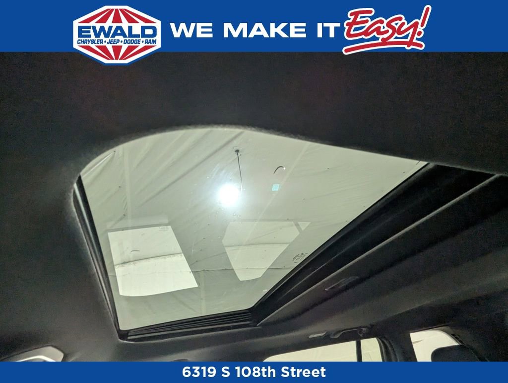 New 2025 Jeep Grand Cherokee Laredo X w/ Trailer Tow Package image 12