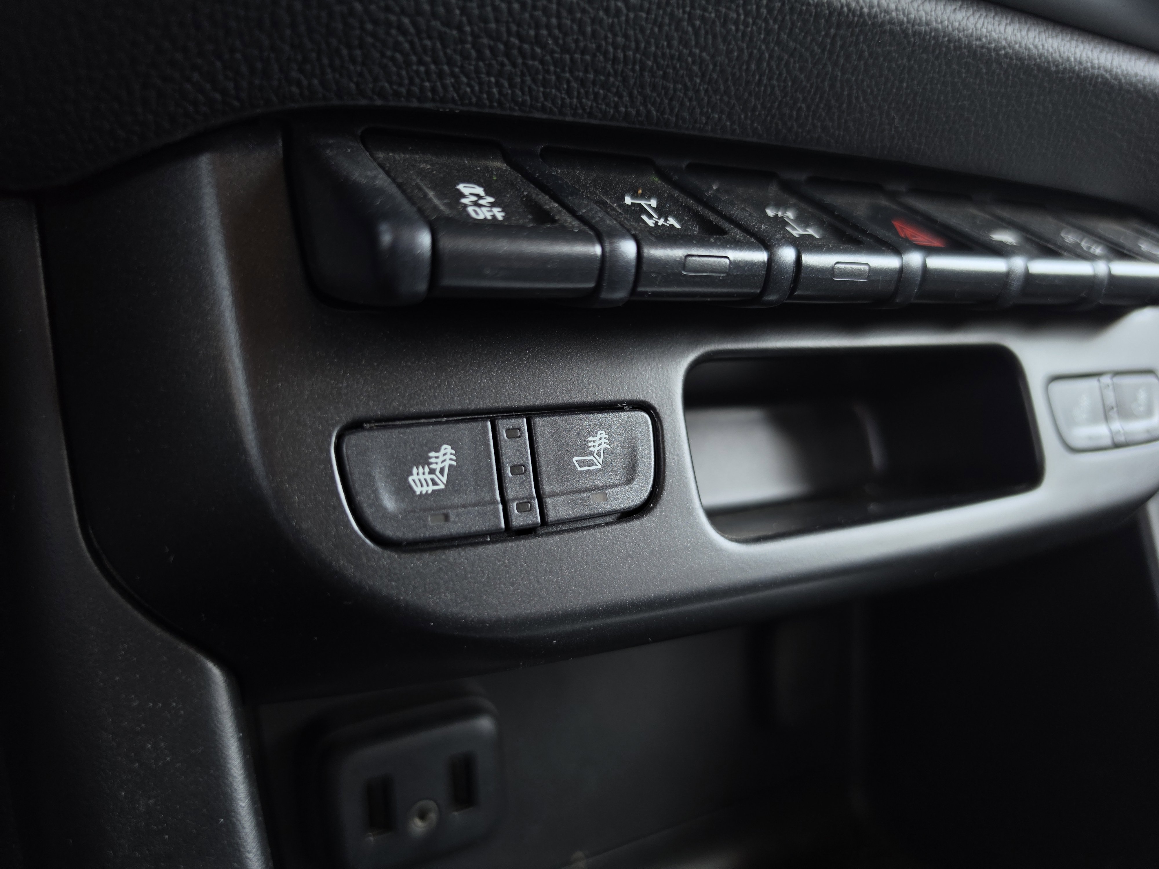 Used 2022 Chevrolet Colorado ZR2 AWD/4WD image 28