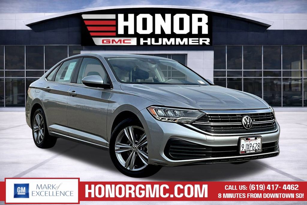 Used 2024 Volkswagen Jetta SE