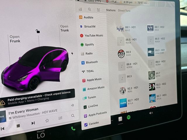 Used 2022 Tesla Model Y Performance image 12