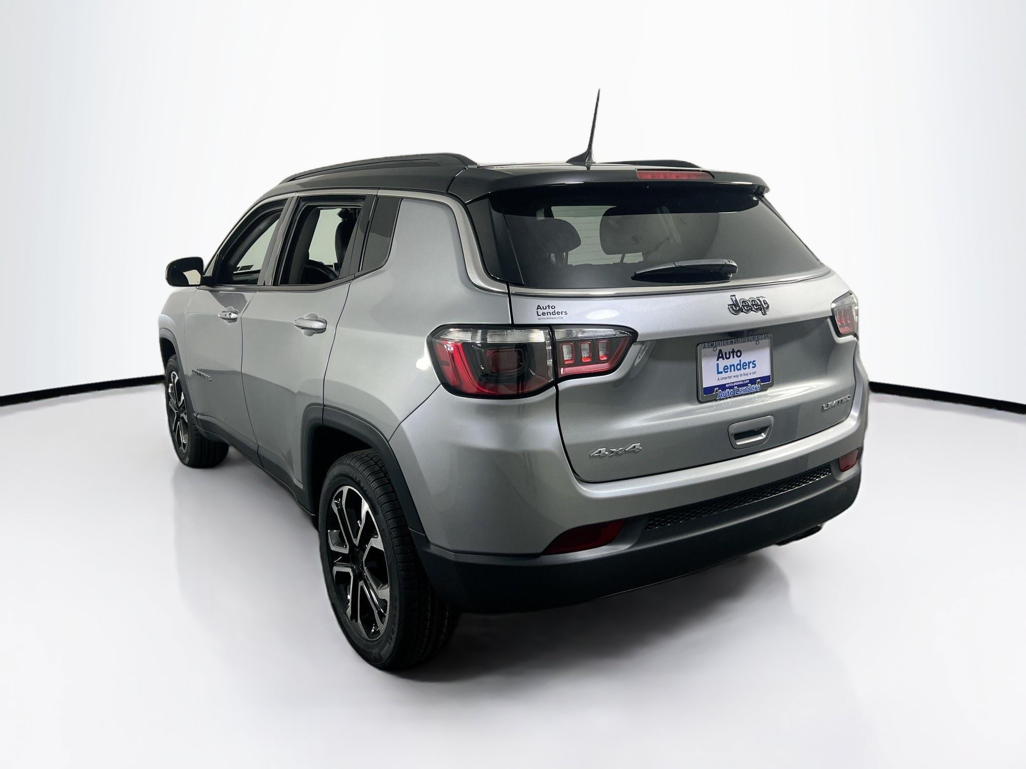 Used 2022 Jeep Compass Limited AWD/4WD image 7