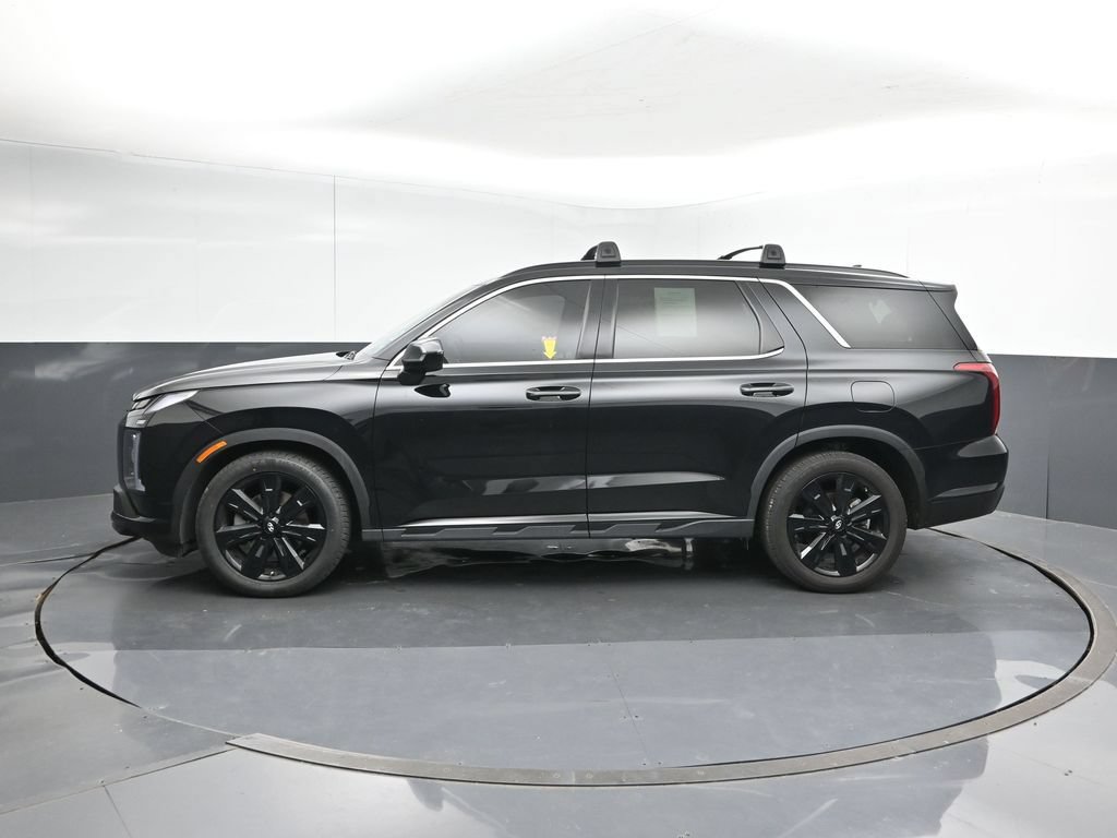 Used 2024 Hyundai Palisade XRT FWD image 2