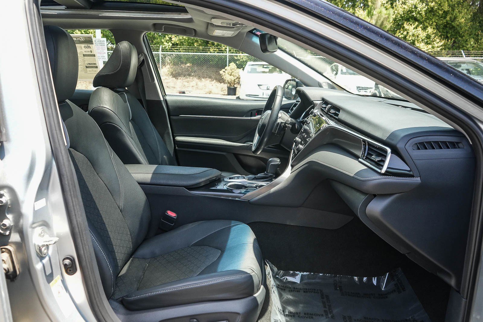 Used 2018 Toyota Camry XSE w/ Driver Assist Package FWD image 16