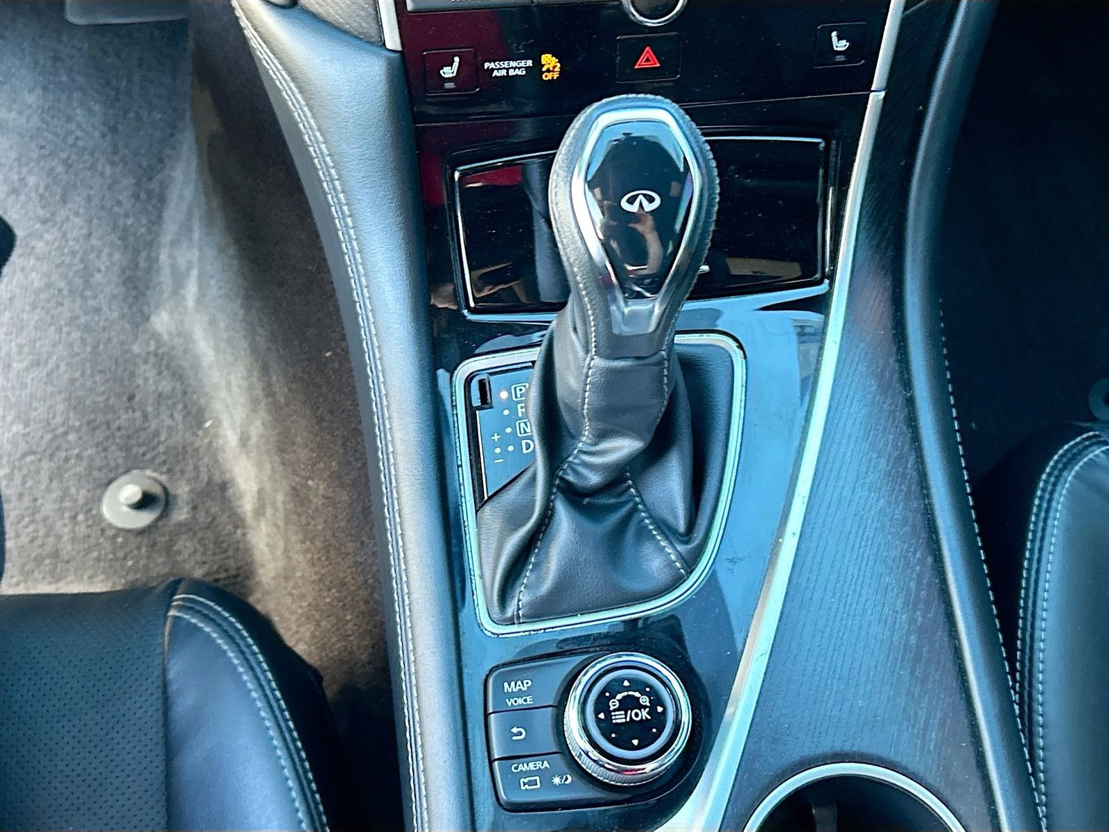 Used 2023 INFINITI Q50 Sensory image 17