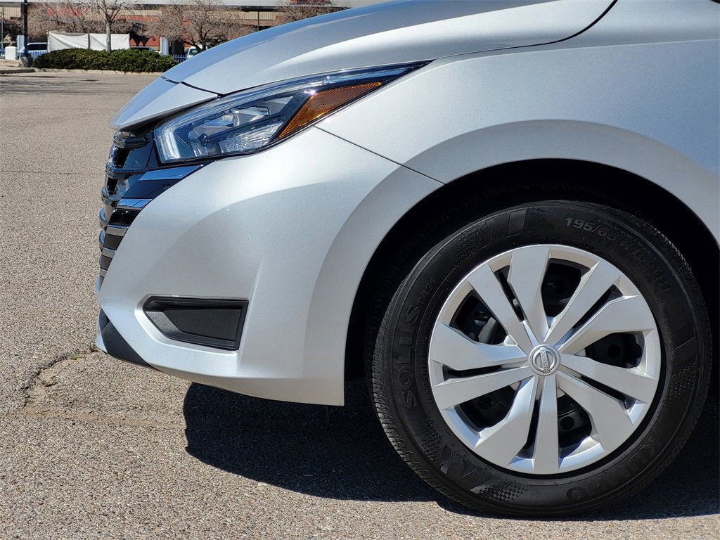 Used 2025 Nissan Versa S image 6