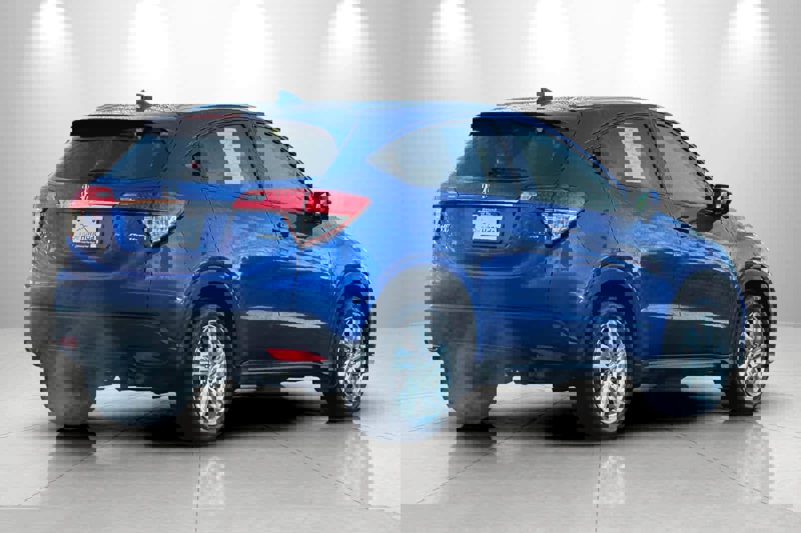 Used 2019 Honda HR-V EX image 2