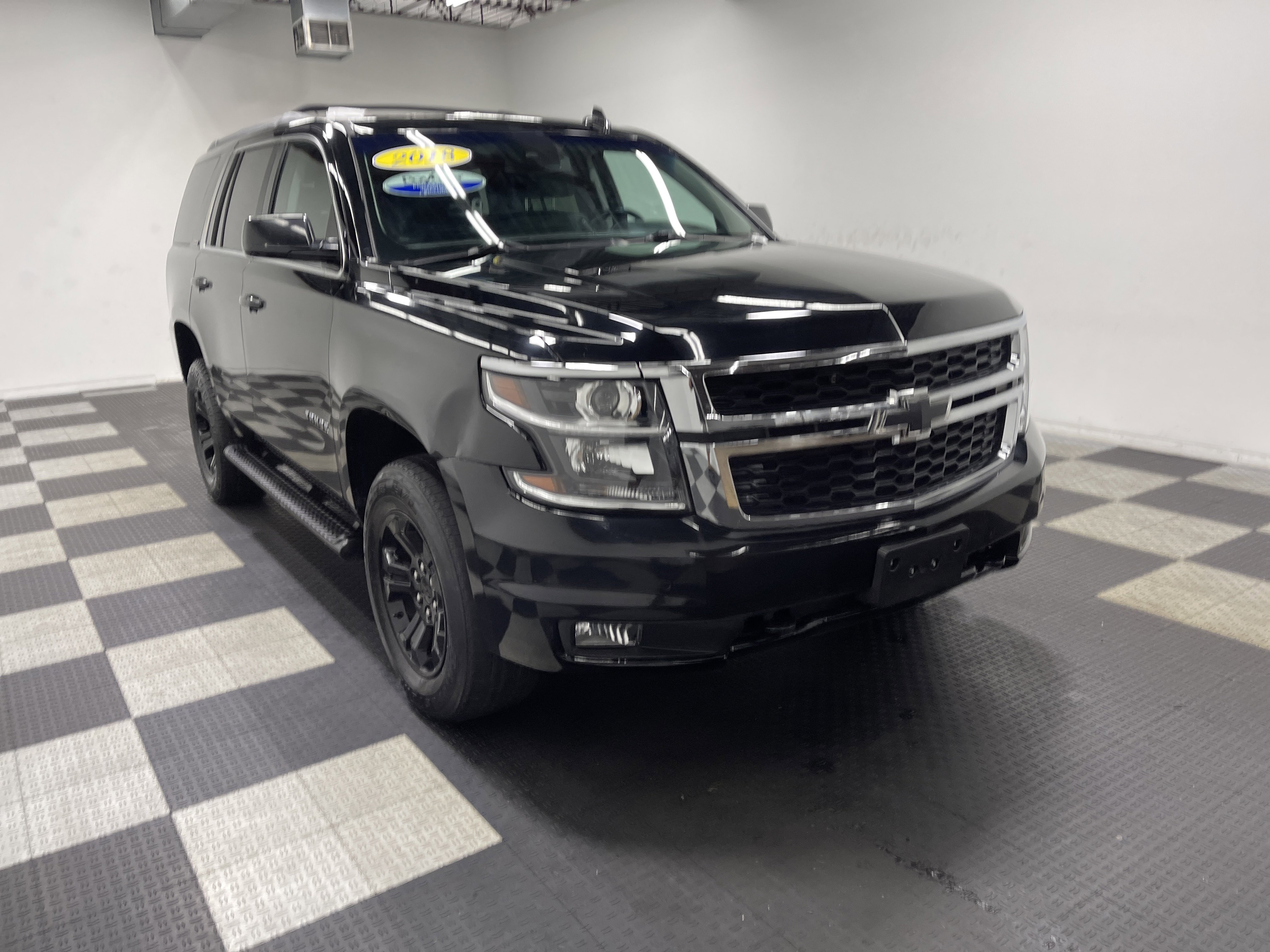 Used 2018 Chevrolet Tahoe LT w/ Luxury Package image 6
