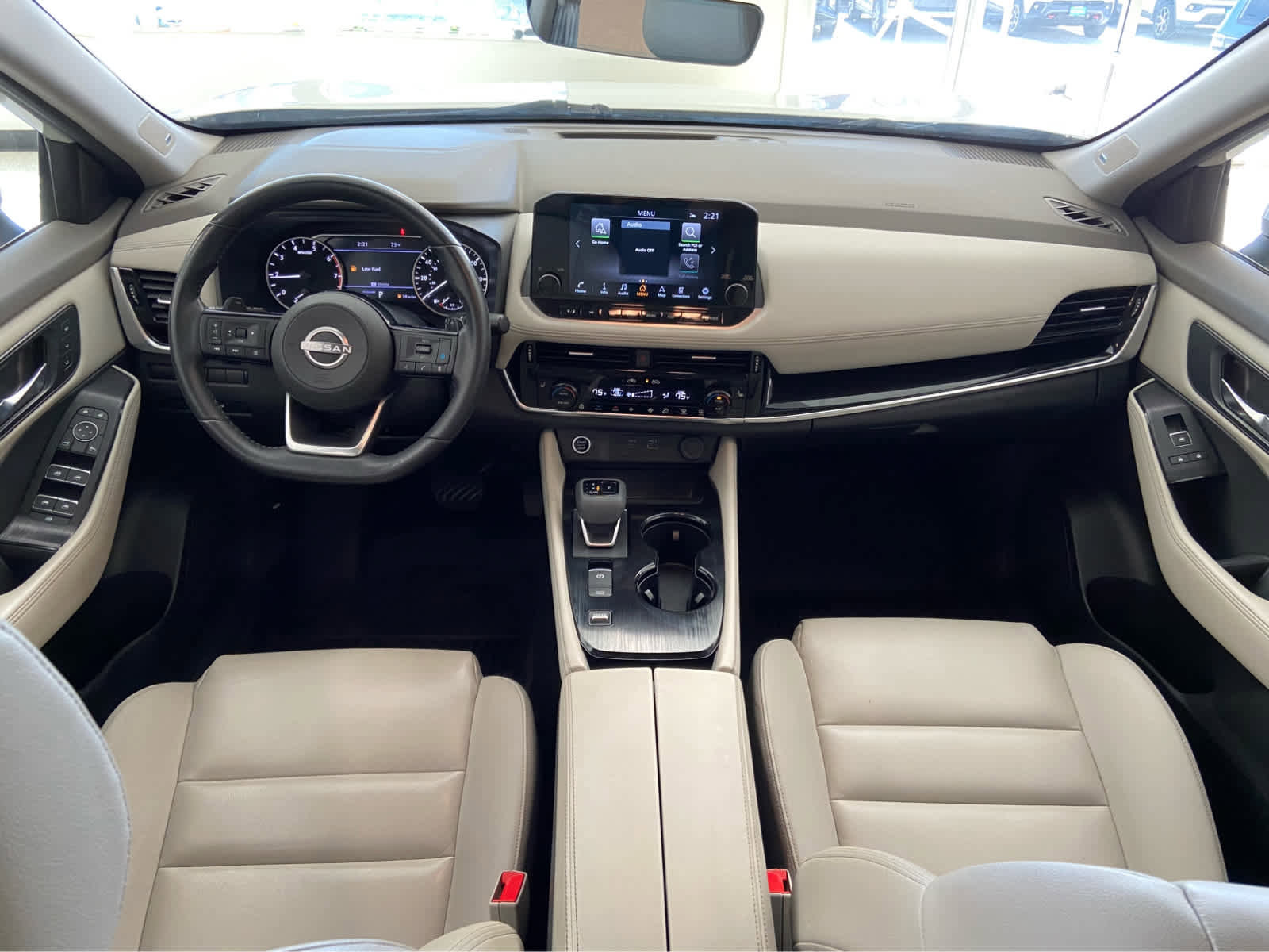 Used 2023 Nissan Rogue SL w/ SL Premium Package image 19