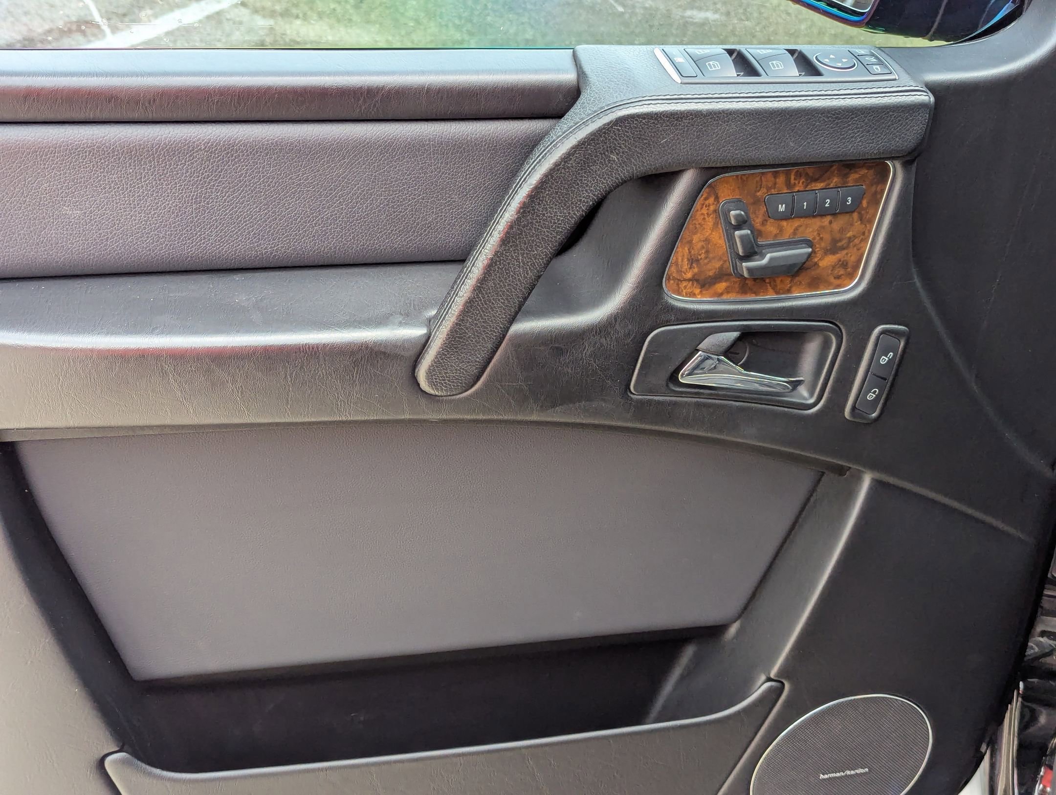 Used 2014 Mercedes-Benz G 550 image 8