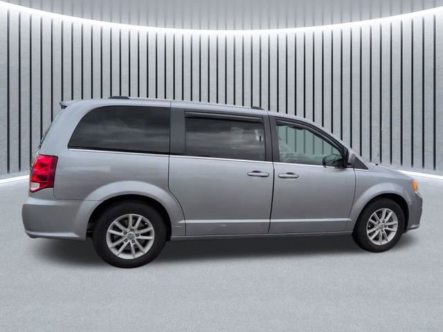 Used 2019 Dodge Grand Caravan SXT w/ Driver Convenience Group FWD image 5