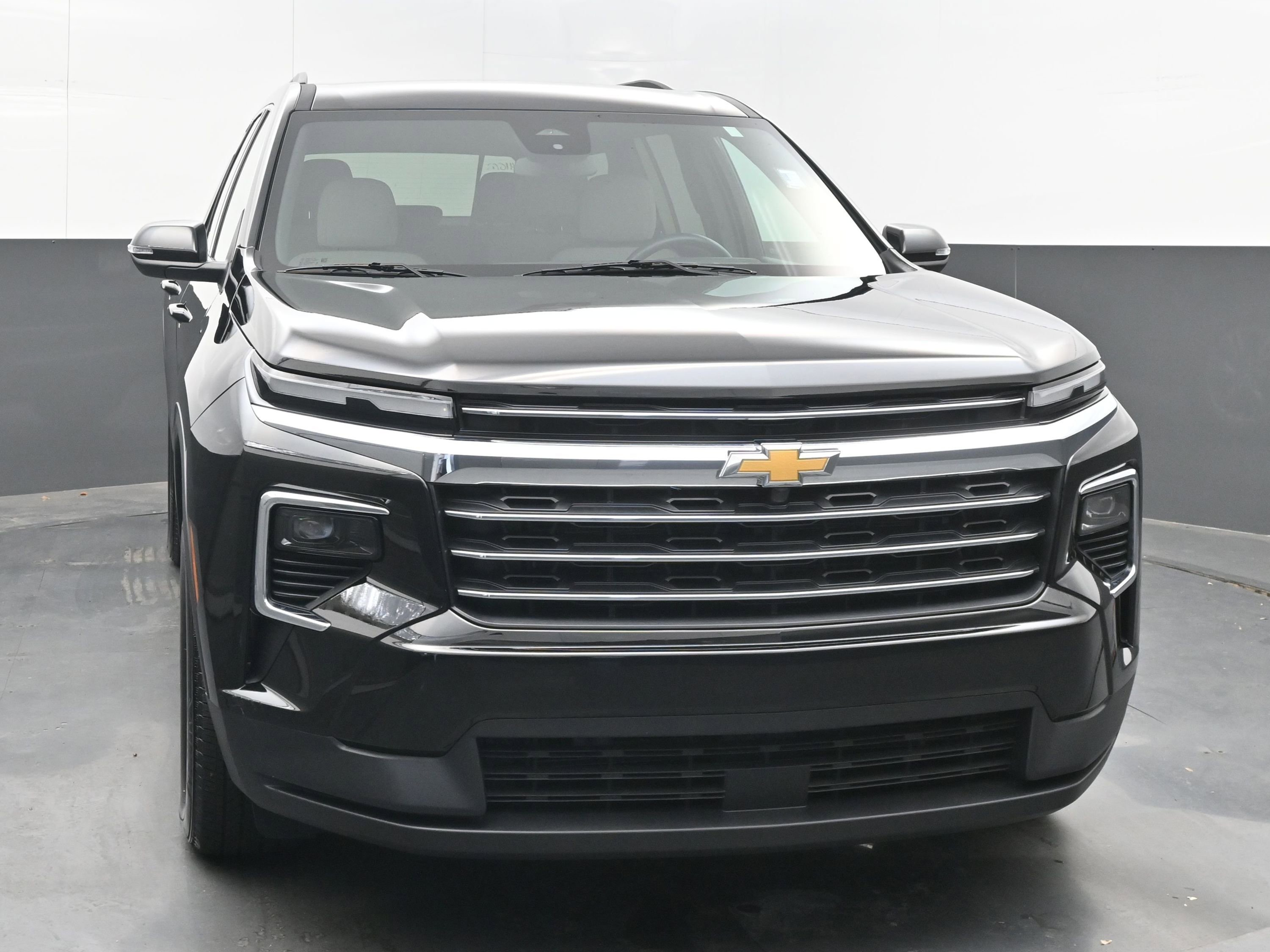 Certified 2025 Chevrolet Traverse LT image 3