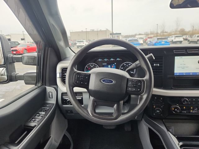 Used 2024 Ford F350 XLT image 12