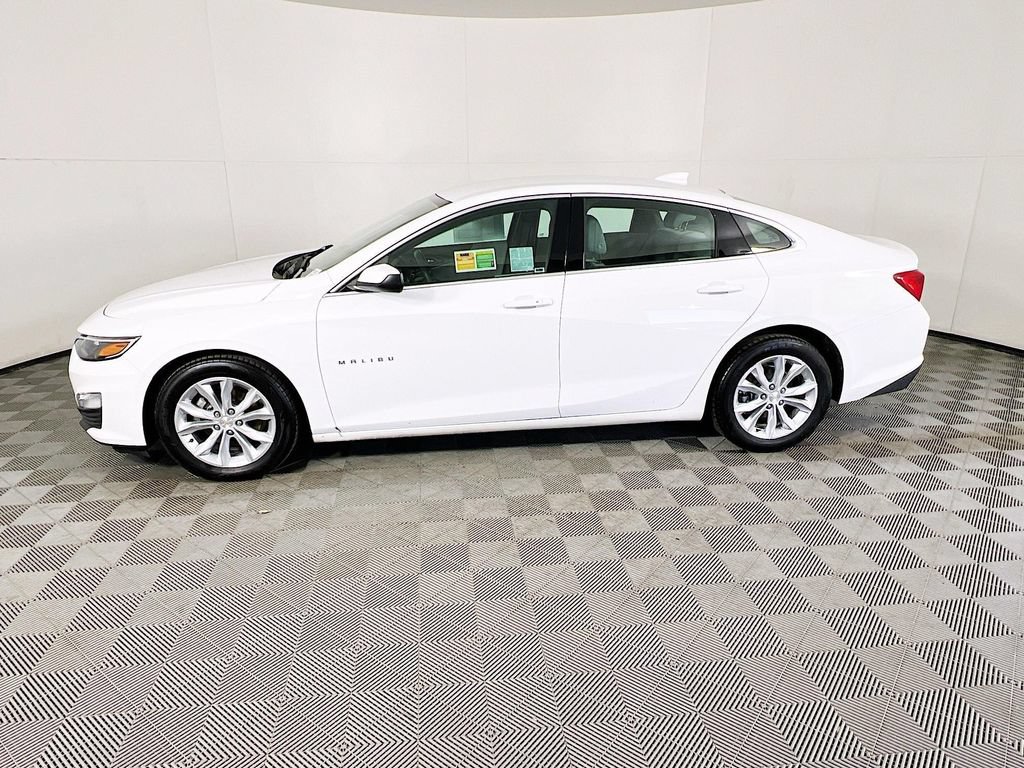 Used 2024 Chevrolet Malibu LT FWD image 4