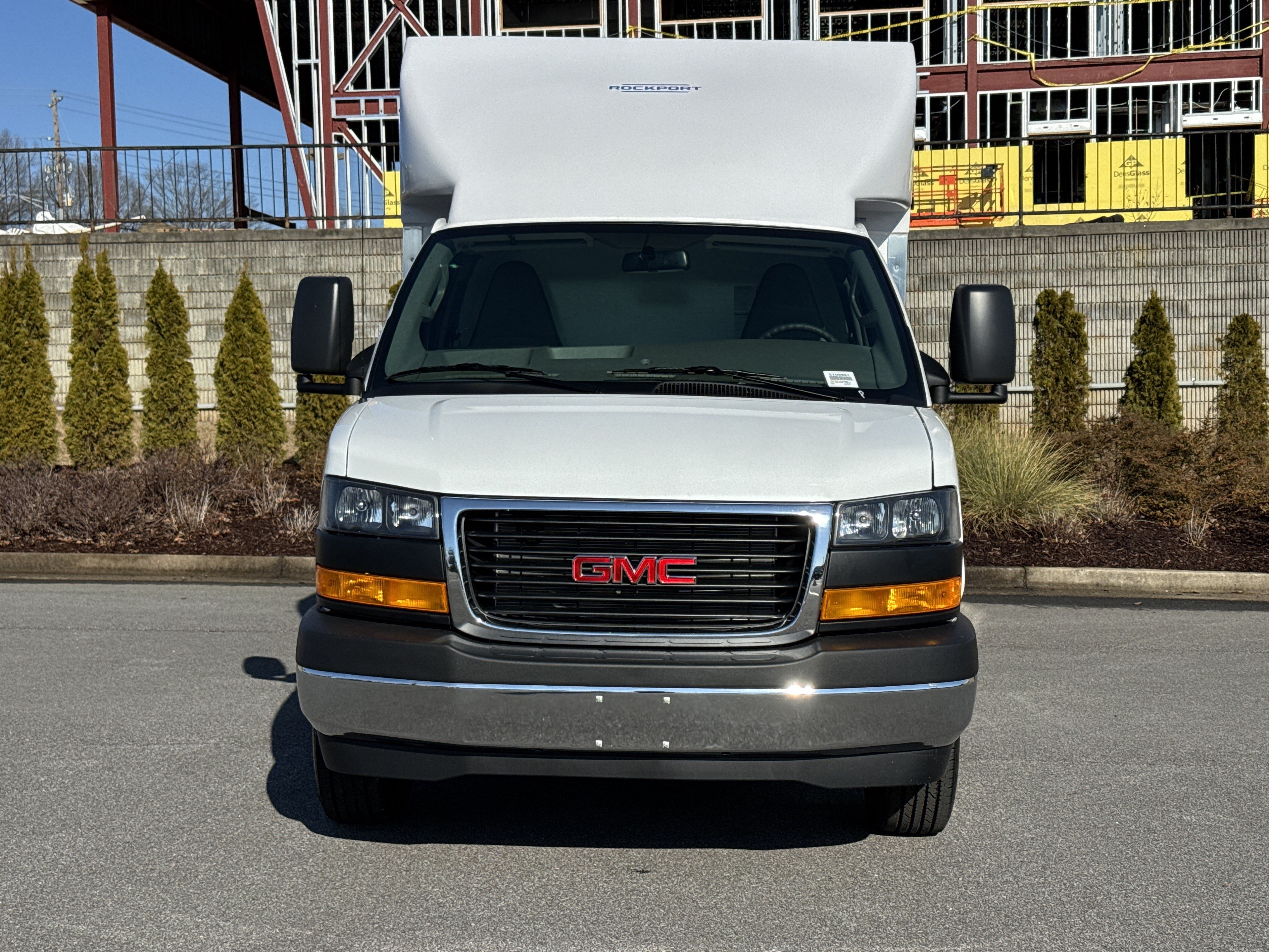 New 2026 GMC Savana 3500 w/ Power Convenience Package RWD image 3