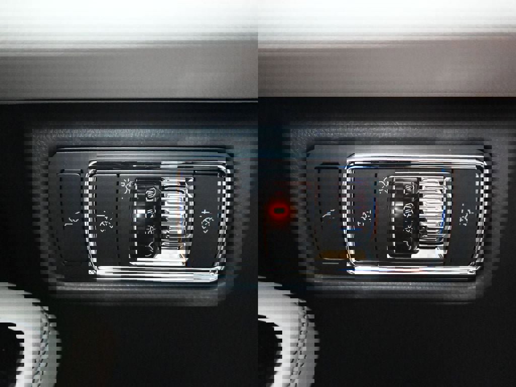 New 2026 Lincoln Aviator AWD w/ Jet Appearance Package image 20