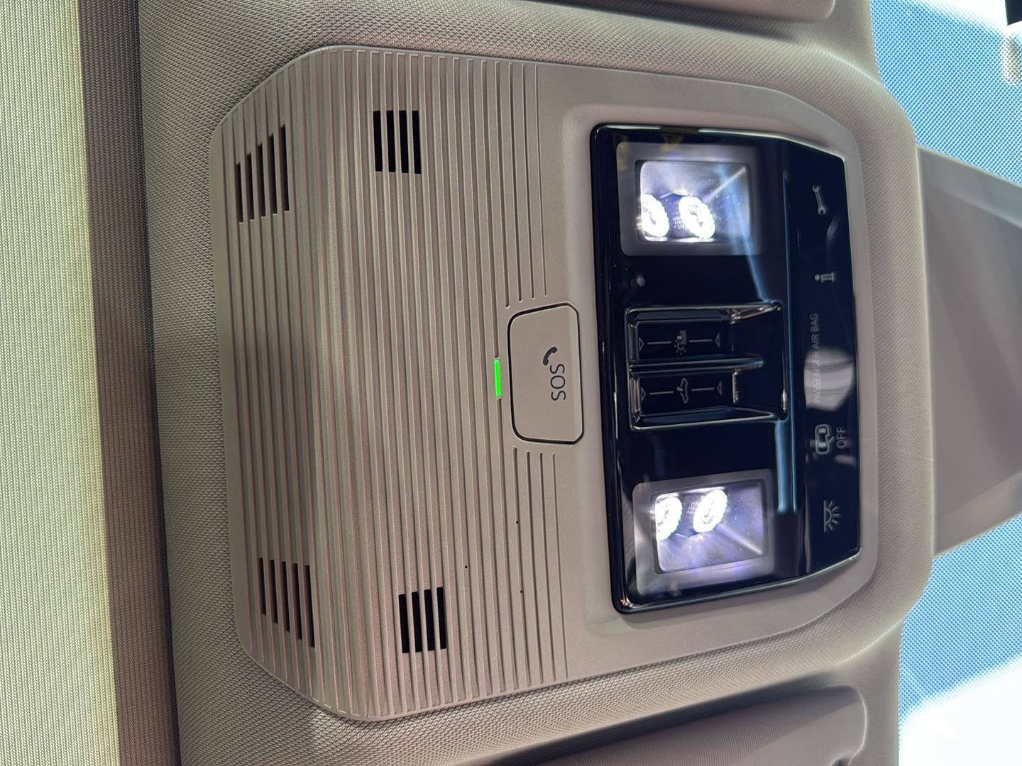 New 2026 Volkswagen Atlas SE image 23