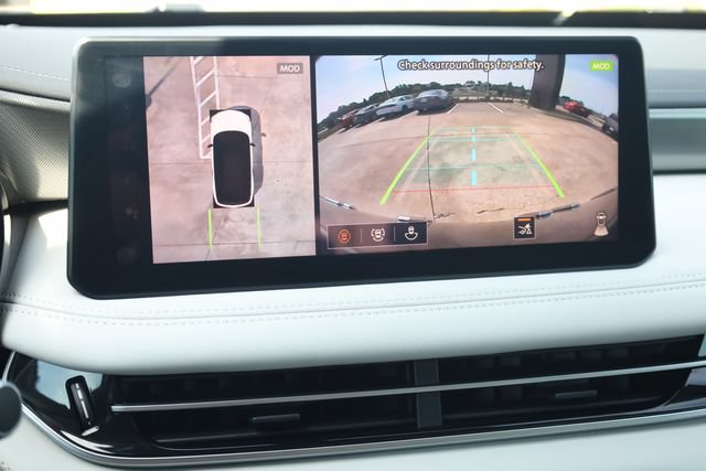 Used 2026 INFINITI QX60 Luxe w/ Cargo Package AWD/4WD image 17
