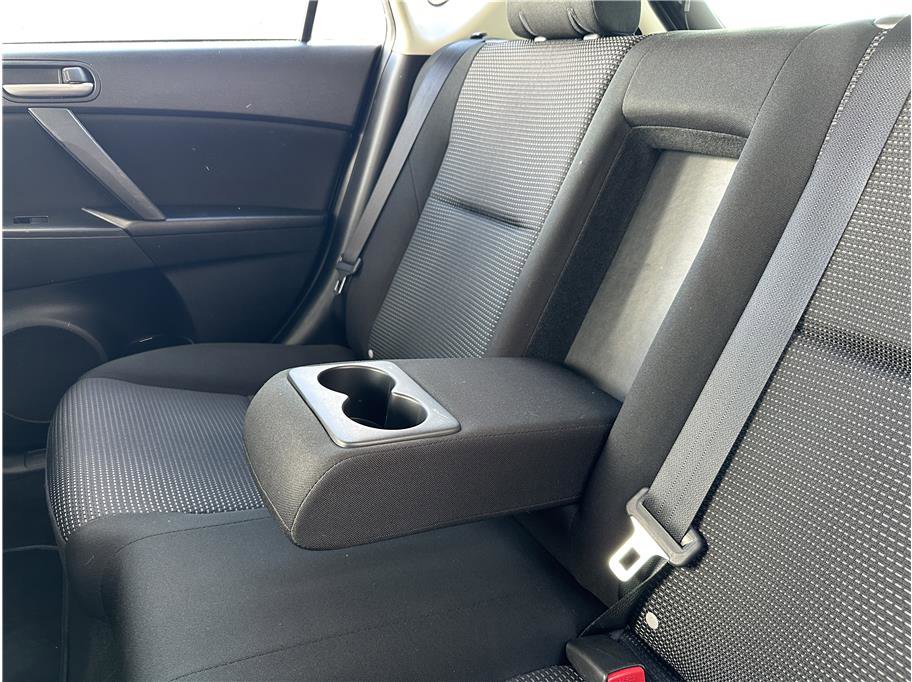 Used 2013 MAZDA MAZDA3 i Touring image 21