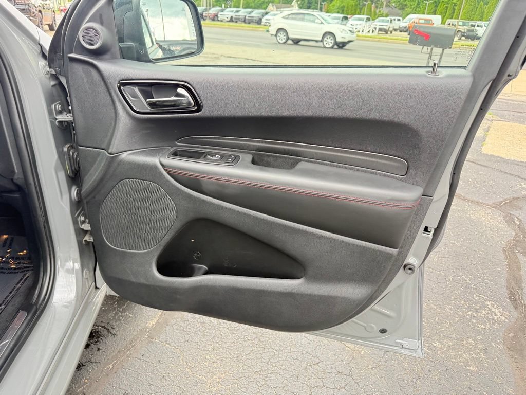 Used 2025 Dodge Durango R/T w/ Blacktop Package AWD/4WD image 28