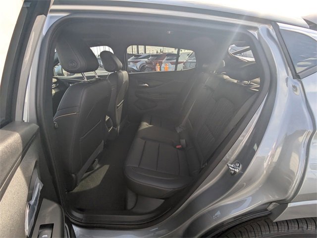 New 2026 Buick Envista Avenir image 14