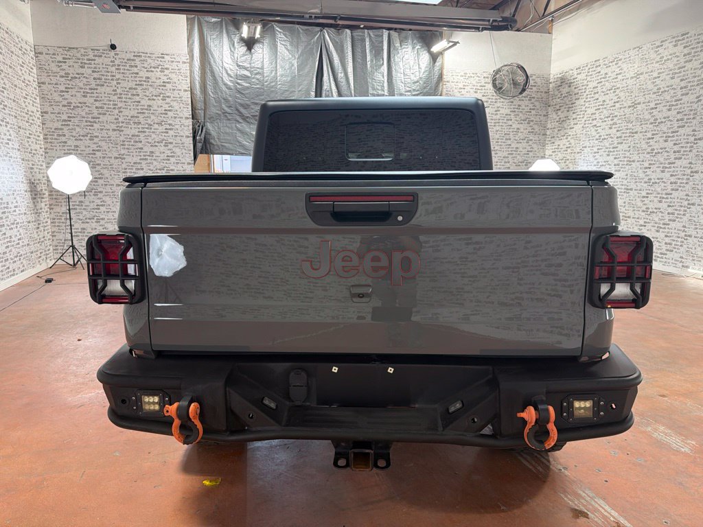Used 2022 Jeep Gladiator Mojave w/ Trailer Tow Package AWD/4WD image 6