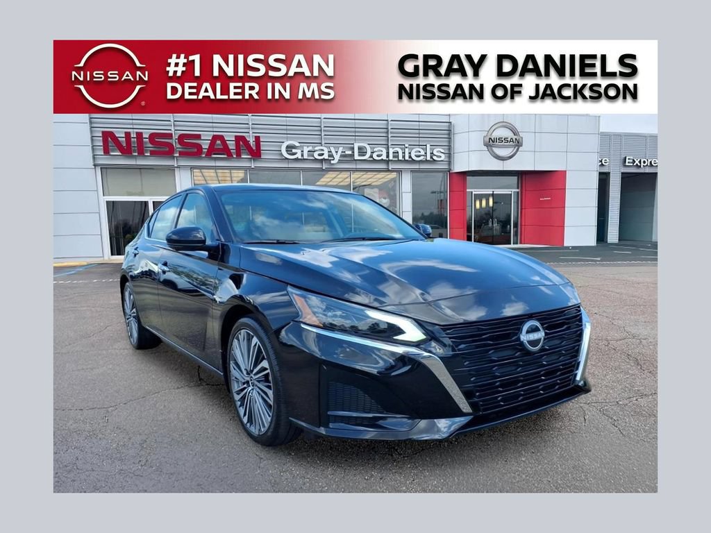 Certified 2025 Nissan Altima 2.5 SL