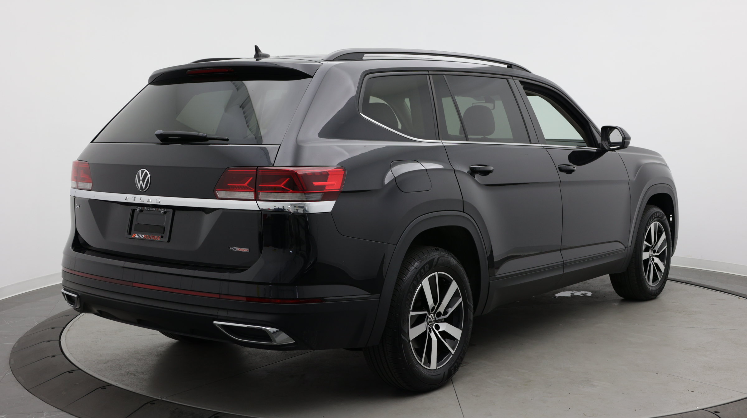 Used 2023 Volkswagen Atlas SE FWD image 7