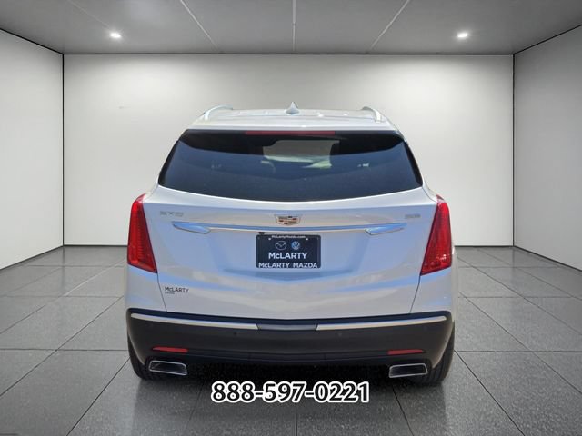 Used 2018 Cadillac XT5 Luxury w/ Driver Awareness Package FWD image 4
