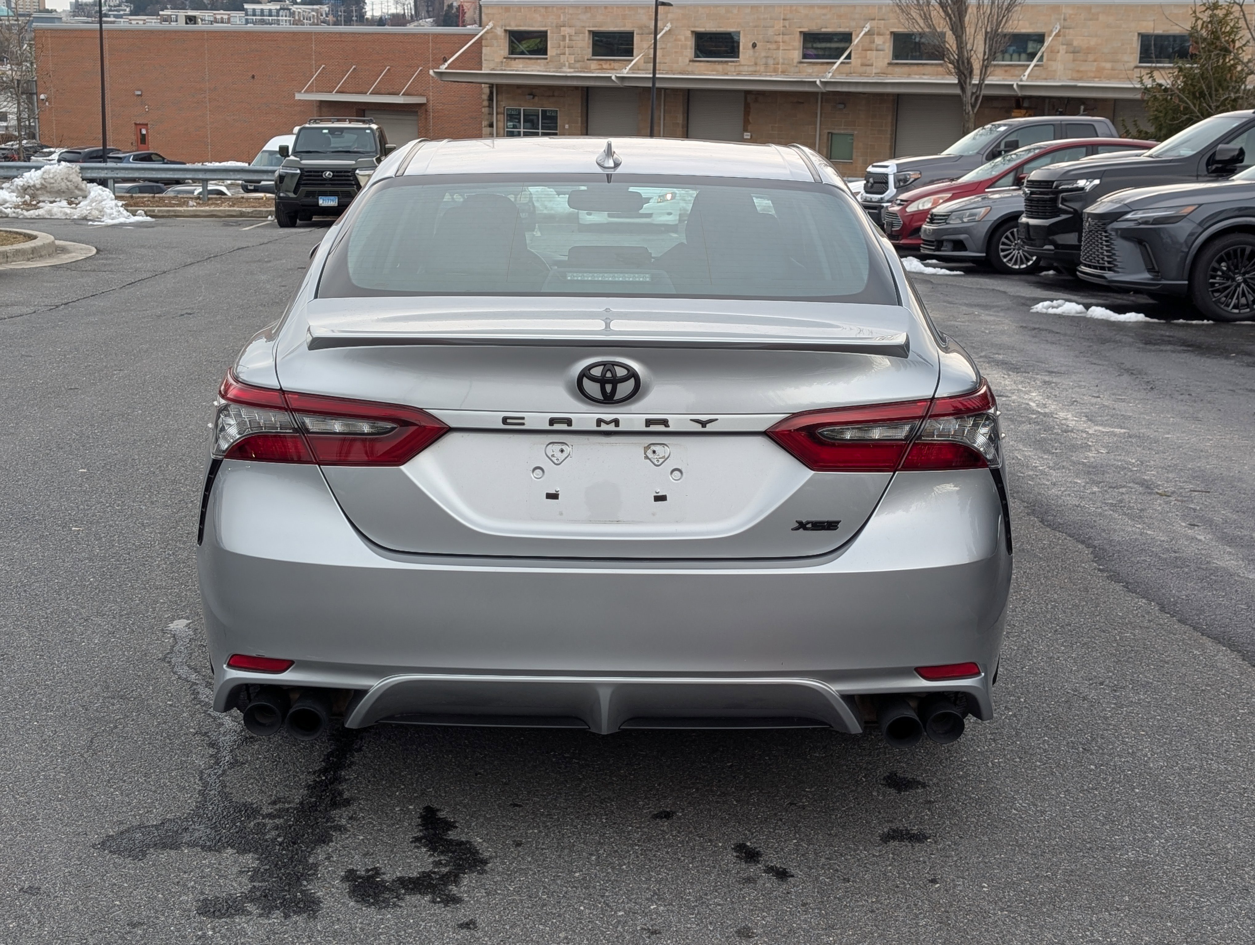 Used 2022 Toyota Camry XSE image 4