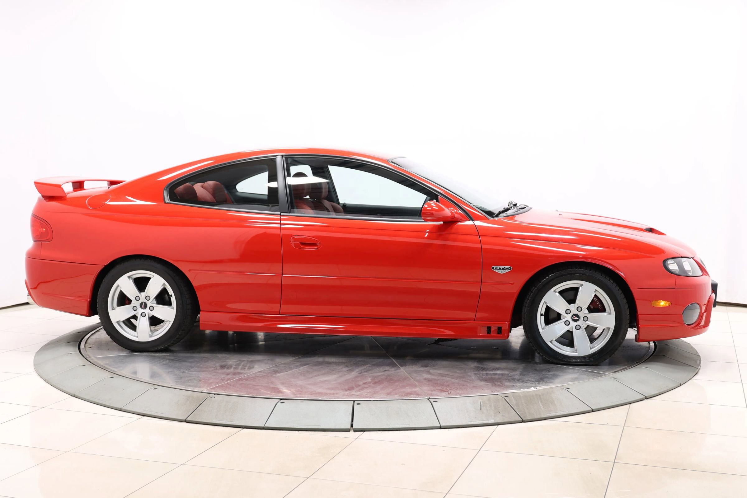 Used 2005 Pontiac GTO RWD image 63