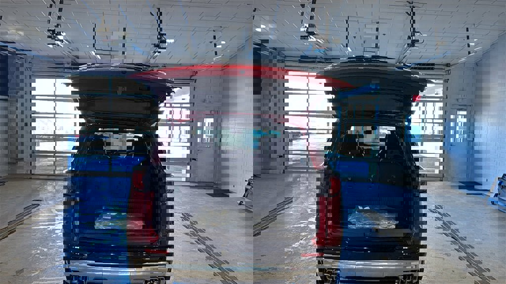 New 2026 GMC Acadia Denali w/ Super Cruise Package image 16