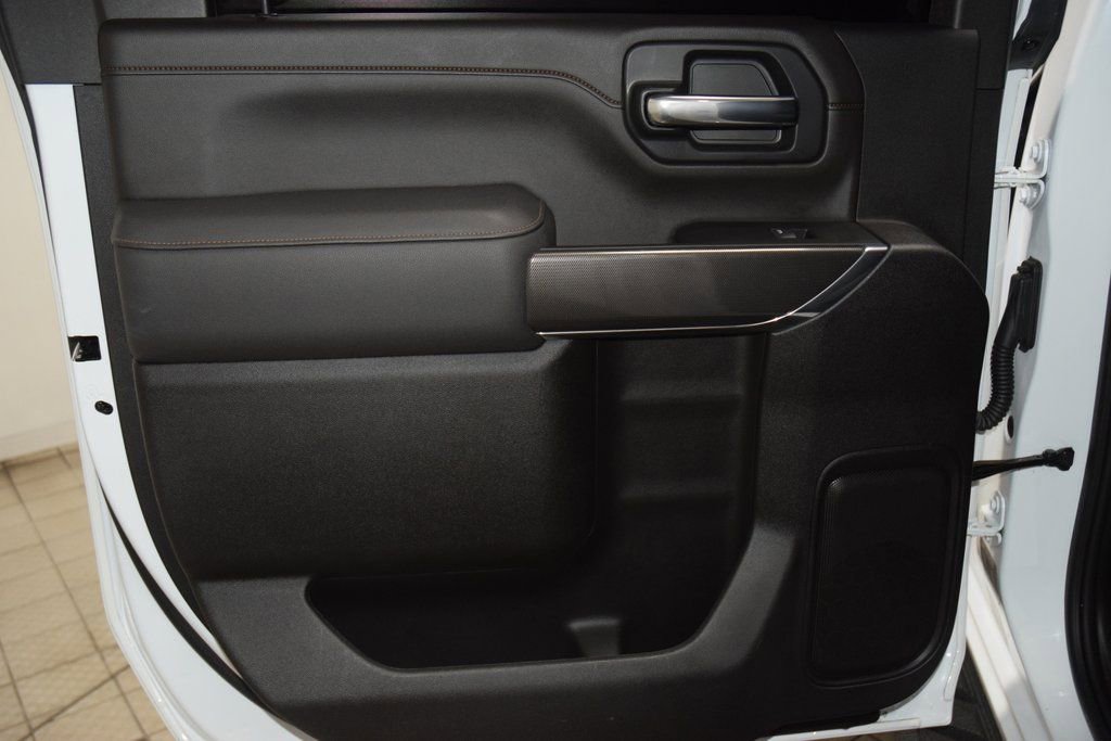 Used 2023 GMC Sierra 2500 AT4 w/ AT4 Premium Plus Package image 49